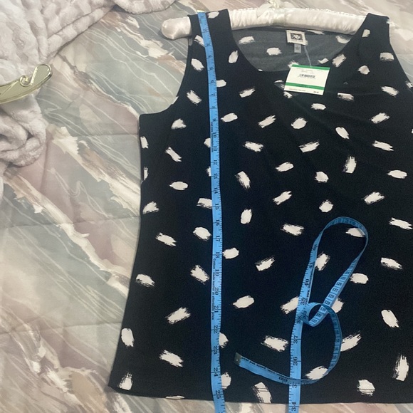 Anne Klein black asymmetrical neckline top with ivory spots. L. Lined front NWT - Picture 7 of 7